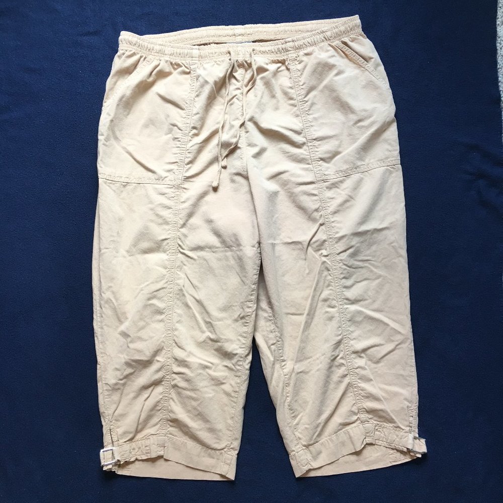 DressBarn Woman Capris, sz 3x